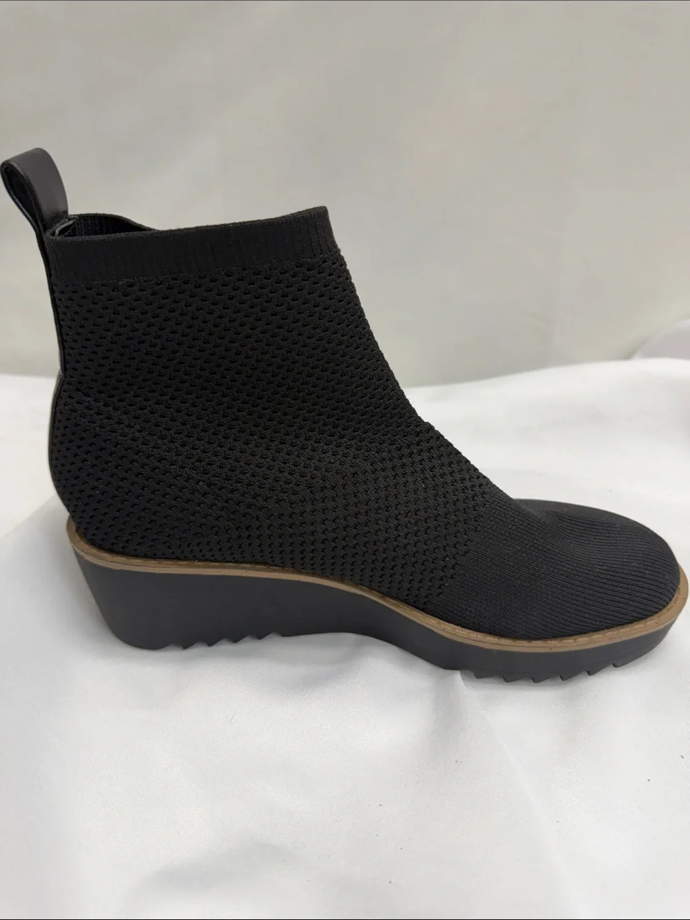 Bandolino Black Knit Wedge Chelsea Ankle Boots with Tan Trim